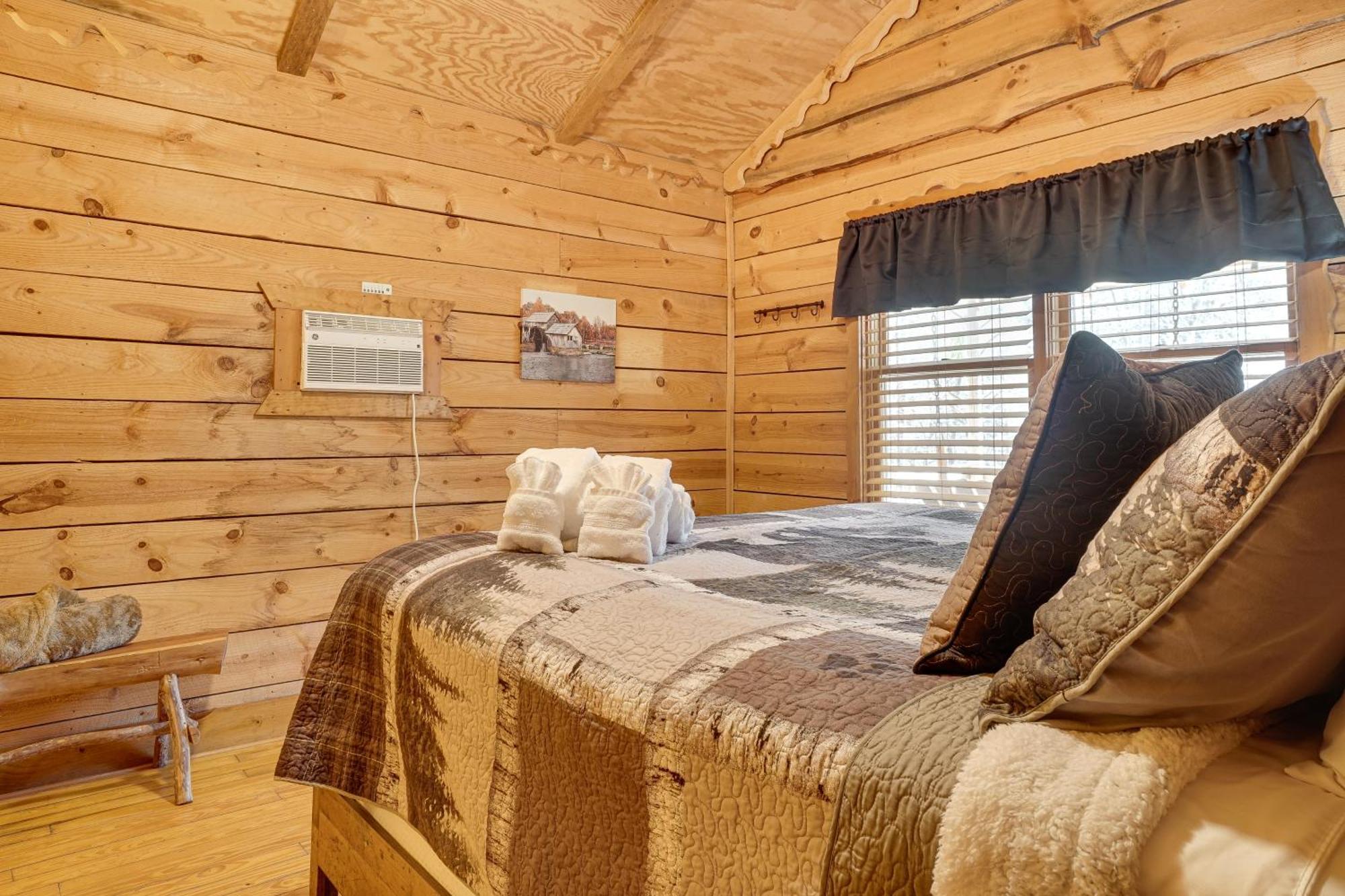 Villa Secluded Family Retreat In Dahlonega With Hot Tub! Esterno foto