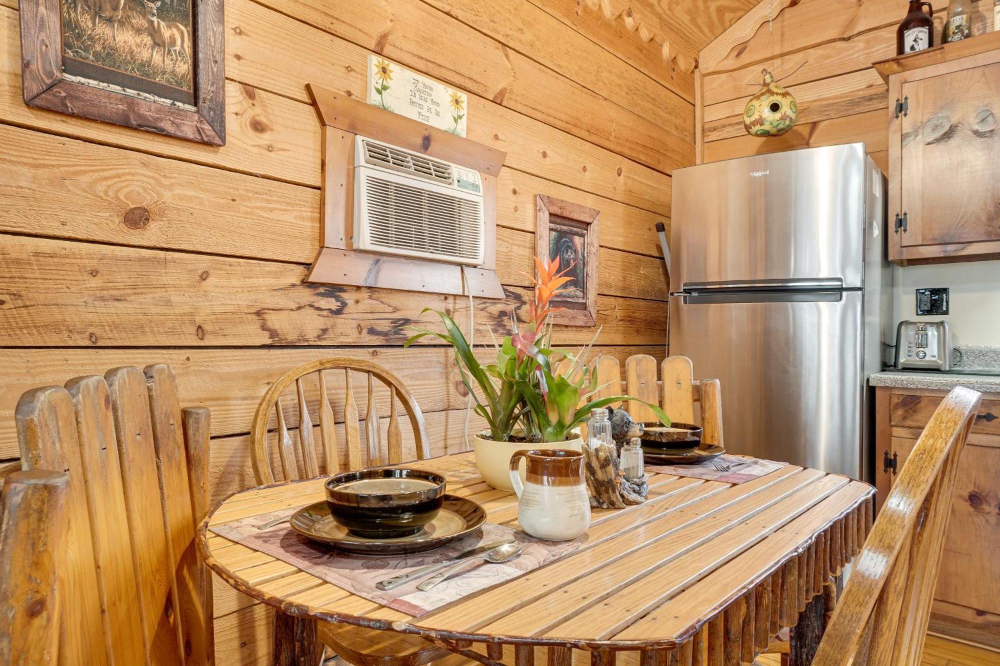 Villa Secluded Family Retreat In Dahlonega With Hot Tub! Esterno foto